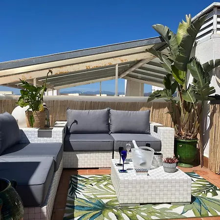 Avec Terrasse Sur Le Toit Vue * רוזס